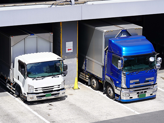 ▪指導難易度：★★☆
トラックは乗用車と異なる車体構造やその特性に応じた運転が必要になります。トラックを運転する際の留意すべき事項をドライバーに認識してもらうことを目的としています。
